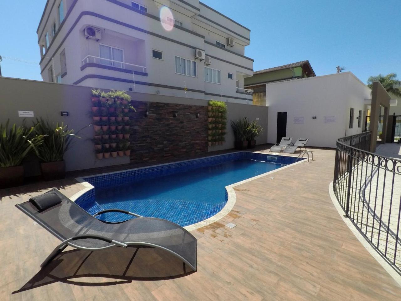 Edificio Varadero Bombinhas Exteriör bild